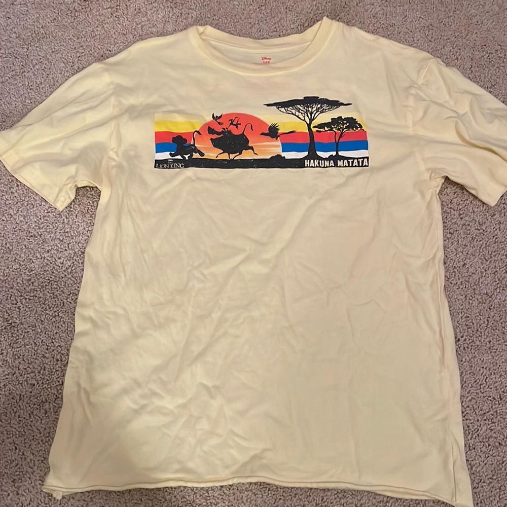 Semi Cropped Lion King Shirt